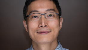 Yihong sq-comp.jpg