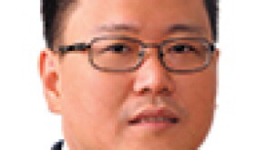 dee.jpg
