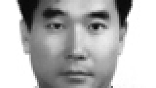 lee.jpg