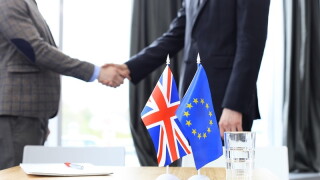 brexithandshake