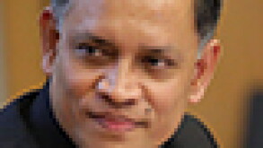 aung.jpg