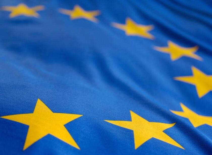 eu-flag-aifmd.jpeg