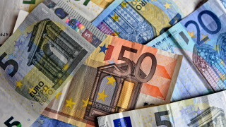 money-3481699.jpg