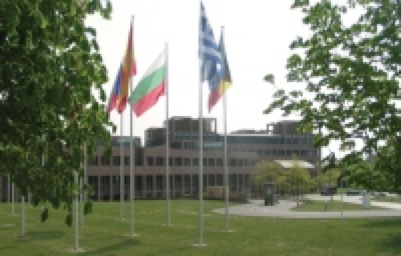 ecj-200.jpg