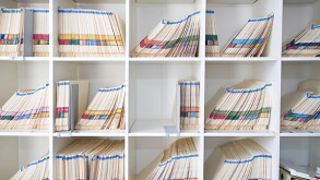 3bookshelf.jpg