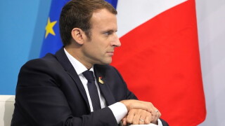 macron large