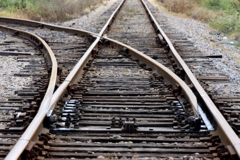 train tracks