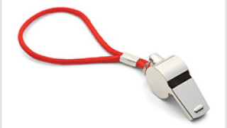 whistle2