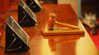 judge-1587300.jpg