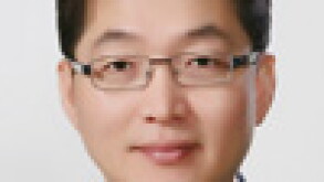 lee.jpg