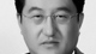 rhee.jpg