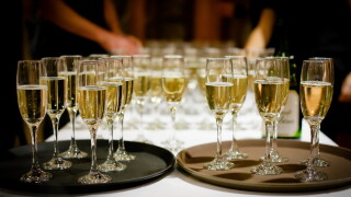 drinks-1283608.jpg